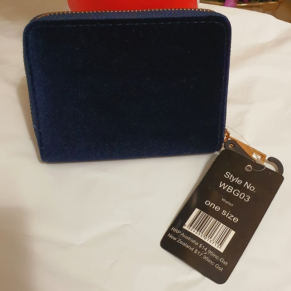 Set | MAX FACTOR Smokey Eye Kit + L'OREAL Lipstick + Wallet | All NEW - Picture 10 of 14